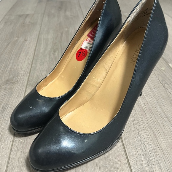 4/$10 EXPRESSION | Size 7.5 | GREYISH BLUE/BLACK | Leather Upper | Heels - Picture 1 of 5